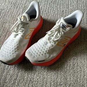 New Balance Men’s sz 12.5 FreshFoam 1080